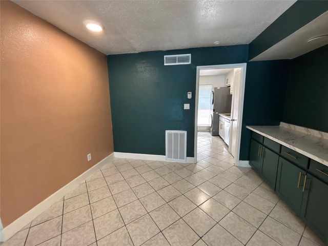 8405 Wilcrest Drive 1702, Houston, TX 77072