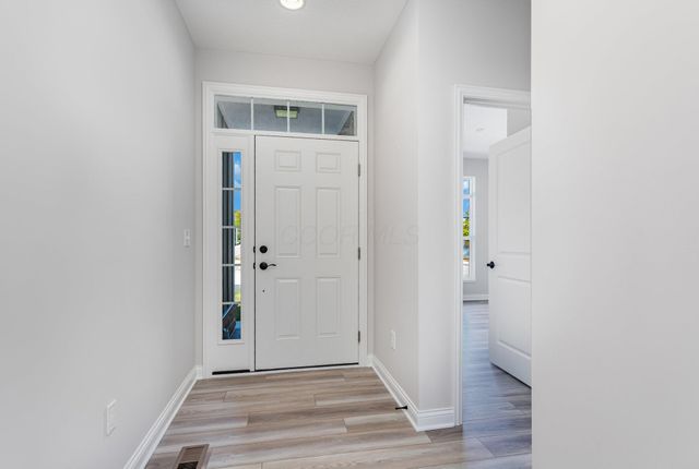 7663 Dulin Farms Drive, Powell, OH 43065