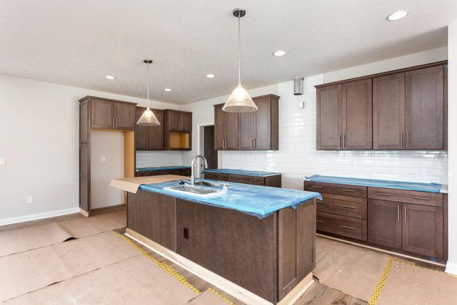 7663 Dulin Farms Drive, Powell, OH 43065