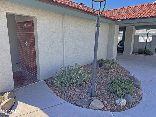 8713 N SHADOW Lane, Peoria, AZ 85345