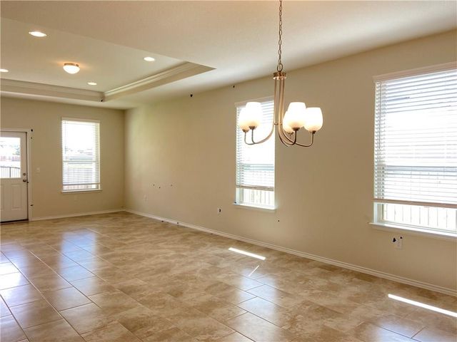 615 Saturnia DR, Georgetown, TX 78628