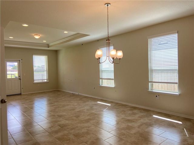 615 Saturnia DR, Georgetown, TX 78628