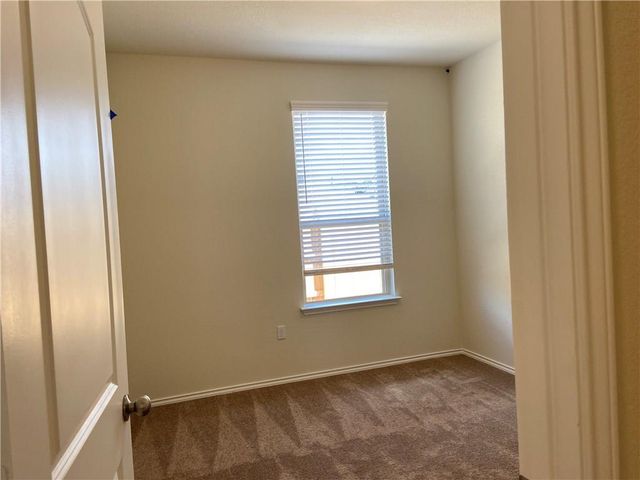 615 Saturnia DR, Georgetown, TX 78628