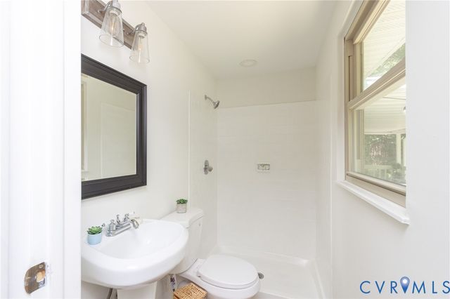 9102 Arch Hill Ct, Chesterfield, VA 23236