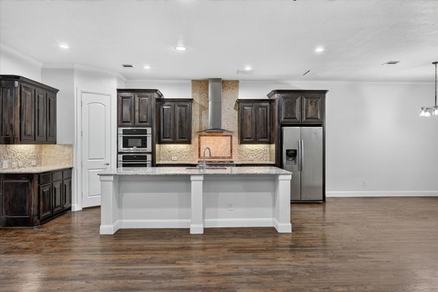 5717 Naples Drive, Flower Mound, TX 75028