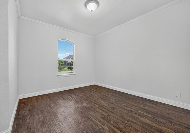 5717 Naples Drive, Flower Mound, TX 75028