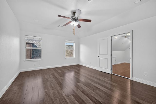 5717 Naples Drive, Flower Mound, TX 75028