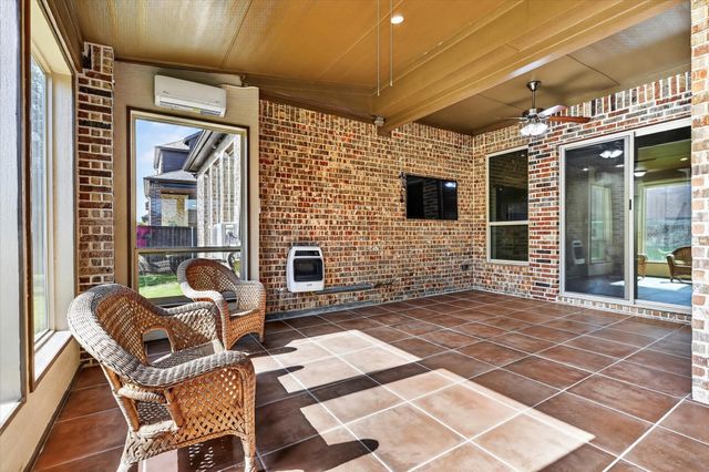 5717 Naples Drive, Flower Mound, TX 75028