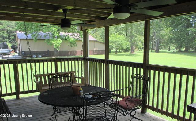 376 Wilderness Trail, Shepherdsville, KY 40165