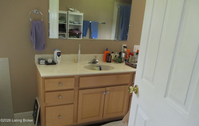 376 Wilderness Trail, Shepherdsville, KY 40165