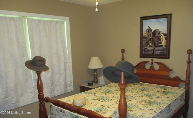 376 Wilderness Trail, Shepherdsville, KY 40165