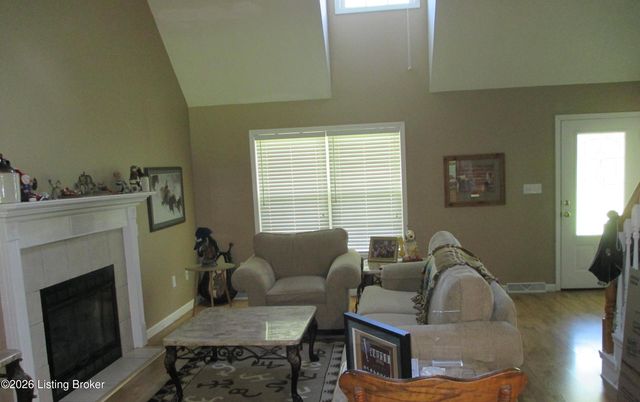 376 Wilderness Trail, Shepherdsville, KY 40165