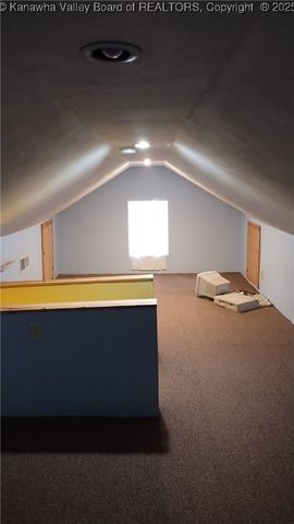 64 Haystack Lane, Charleston, WV 25311