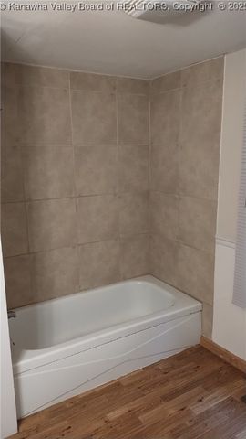 64 Haystack Lane, Charleston, WV 25311