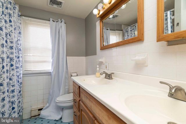 41 CENTRE AVE, Norristown, PA 19403