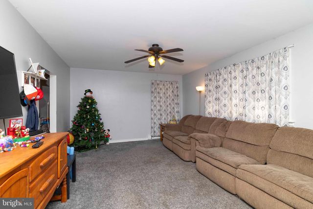 41 CENTRE AVE, Norristown, PA 19403