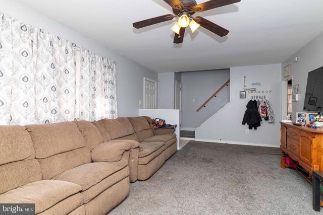 41 CENTRE AVE, Norristown, PA 19403