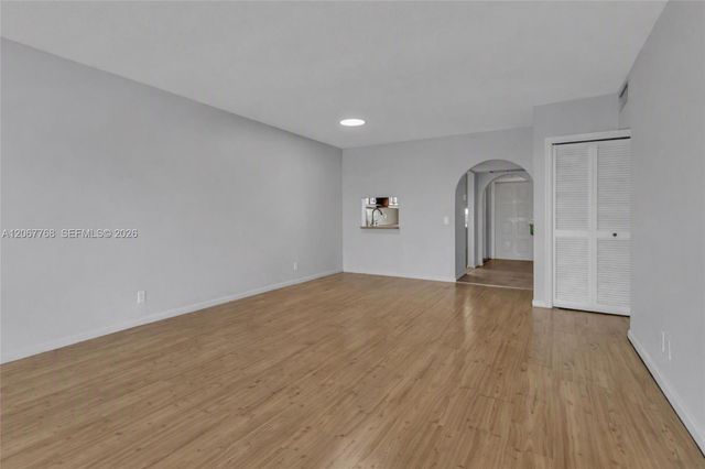 28 Yacht Club Drive 202, North Palm Beach, FL 33408