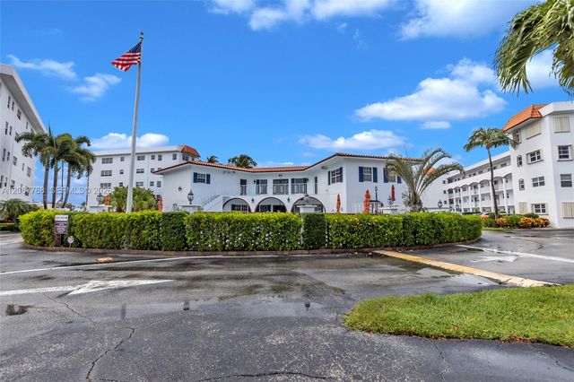 28 Yacht Club Drive 202, North Palm Beach, FL 33408