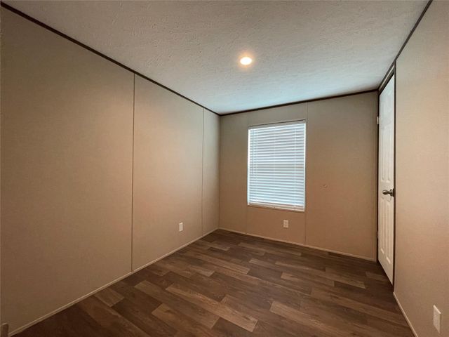 20470 Vick Drive 20448, New Caney, TX 77357