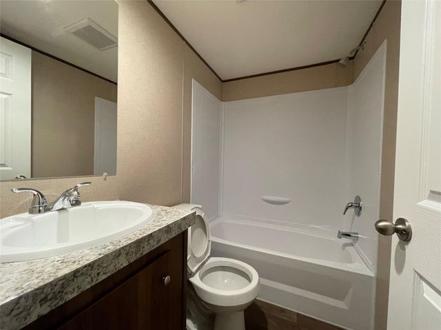 20470 Vick Drive 20448, New Caney, TX 77357