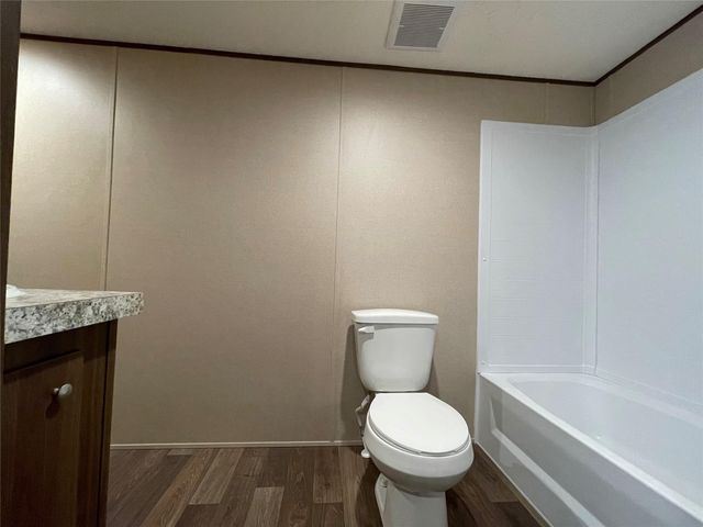 20470 Vick Drive 20448, New Caney, TX 77357