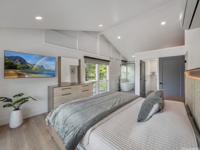 95-109 Waikalani Drive, Mililani, HI 96789