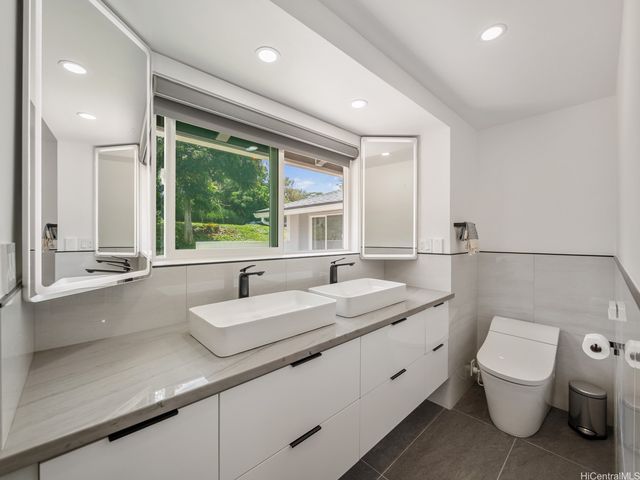 95-109 Waikalani Drive, Mililani, HI 96789