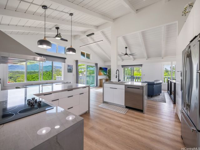 95-109 Waikalani Drive, Mililani, HI 96789