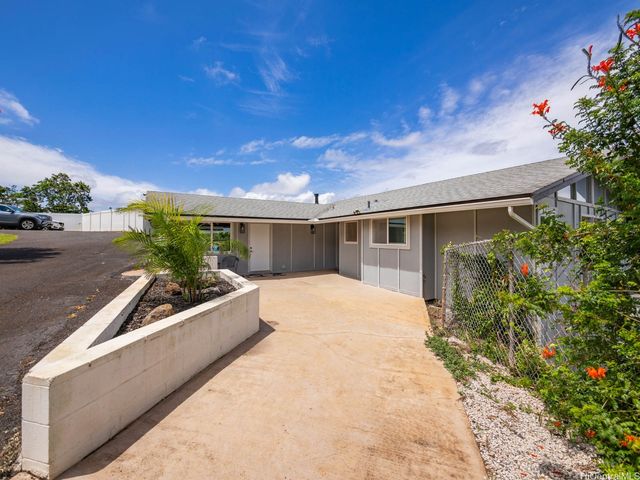 95-109 Waikalani Drive, Mililani, HI 96789