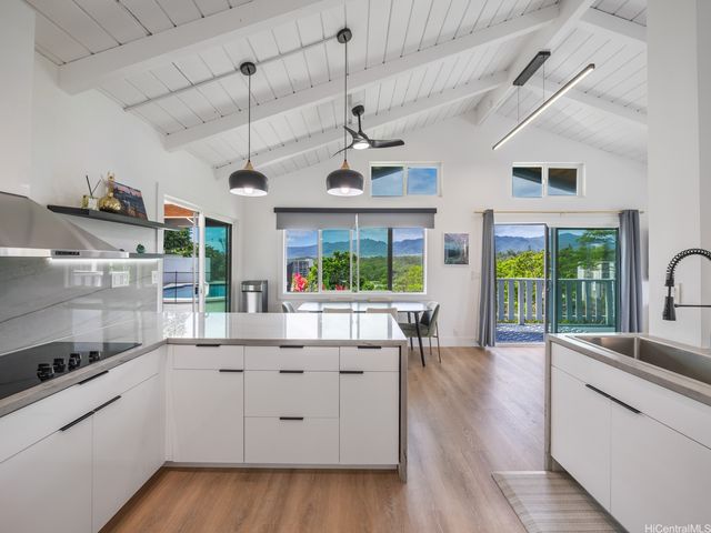 95-109 Waikalani Drive, Mililani, HI 96789