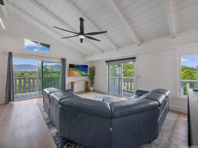 95-109 Waikalani Drive, Mililani, HI 96789