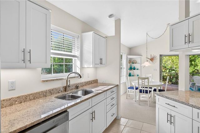 1112 Skiff PL, Sanibel, FL 33957
