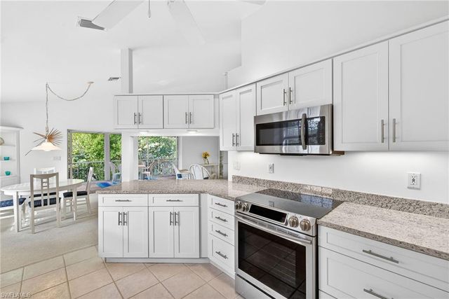 1112 Skiff PL, Sanibel, FL 33957