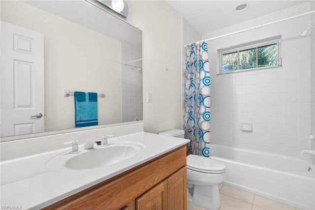 1112 Skiff PL, Sanibel, FL 33957