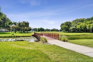 9430 Tangerine Place, Davie, FL 33324