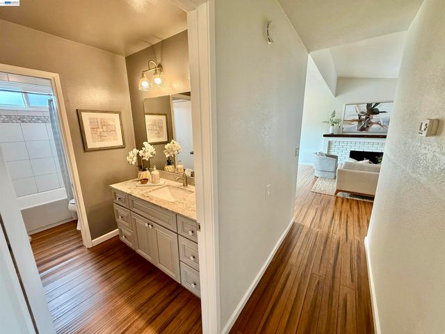 539 Mayten Dr, Livermore, CA 94551