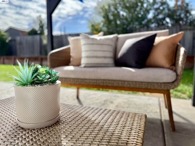 539 Mayten Dr, Livermore, CA 94551