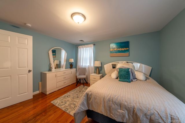 20 Sterling Place, Roosevelt, NY 11575