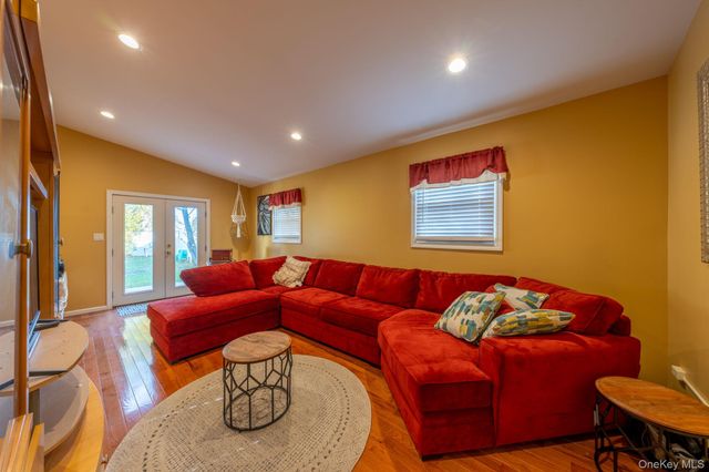 20 Sterling Place, Roosevelt, NY 11575