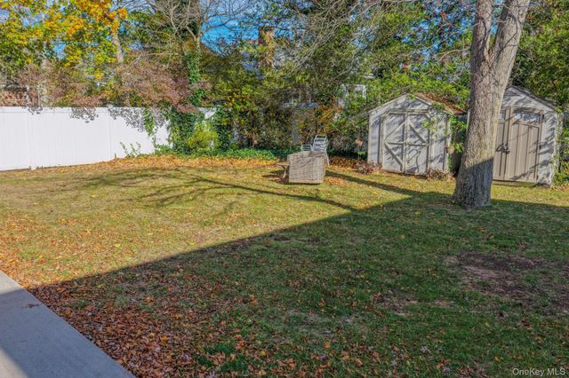 20 Sterling Place, Roosevelt, NY 11575