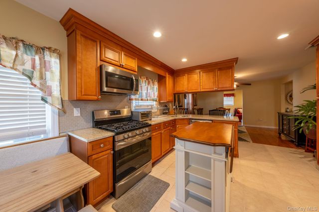 20 Sterling Place, Roosevelt, NY 11575