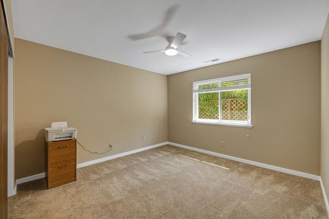 13780 Torrey Pines Dr, Auburn, CA 95602