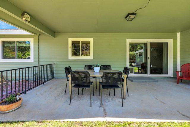 13780 Torrey Pines Dr, Auburn, CA 95602