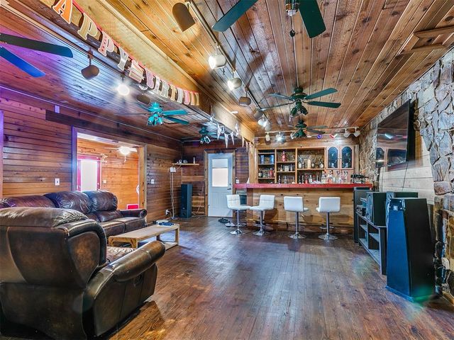 1805 Graham Circle, Oklahoma City, OK 73127