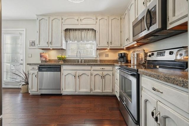 3469 Hollow Stream Trail, Powder Springs, GA 30127