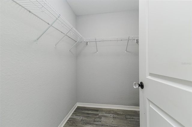 5662 TOWER PALMS LANE, Lakeland, FL 33811