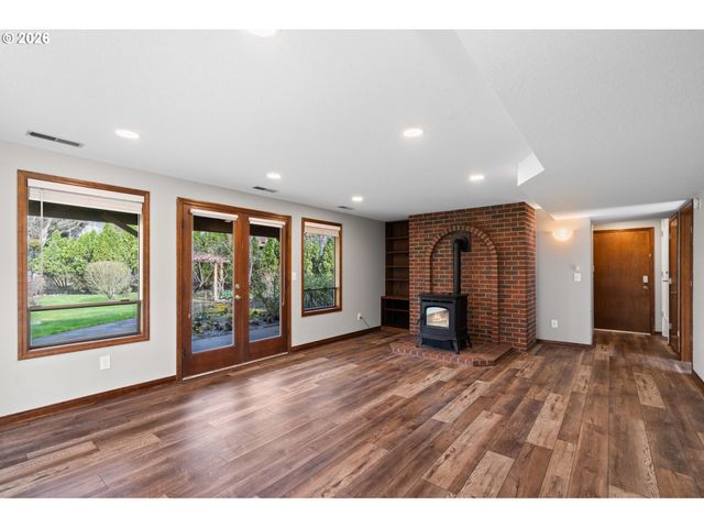 12245 Sw ANN Ct, Tigard, OR 97223