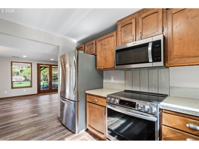 12245 Sw ANN Ct, Tigard, OR 97223