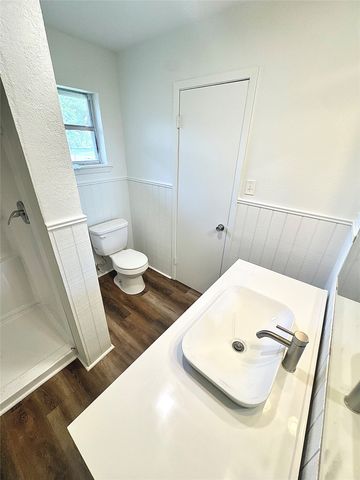 10344 County Road 2404, Tool, TX 75143